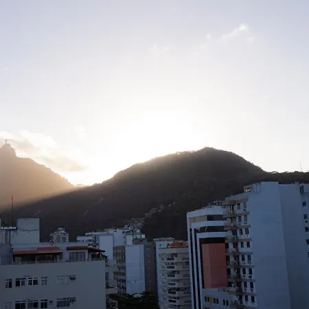 360 Botafogo Belair By SUHCasa-3